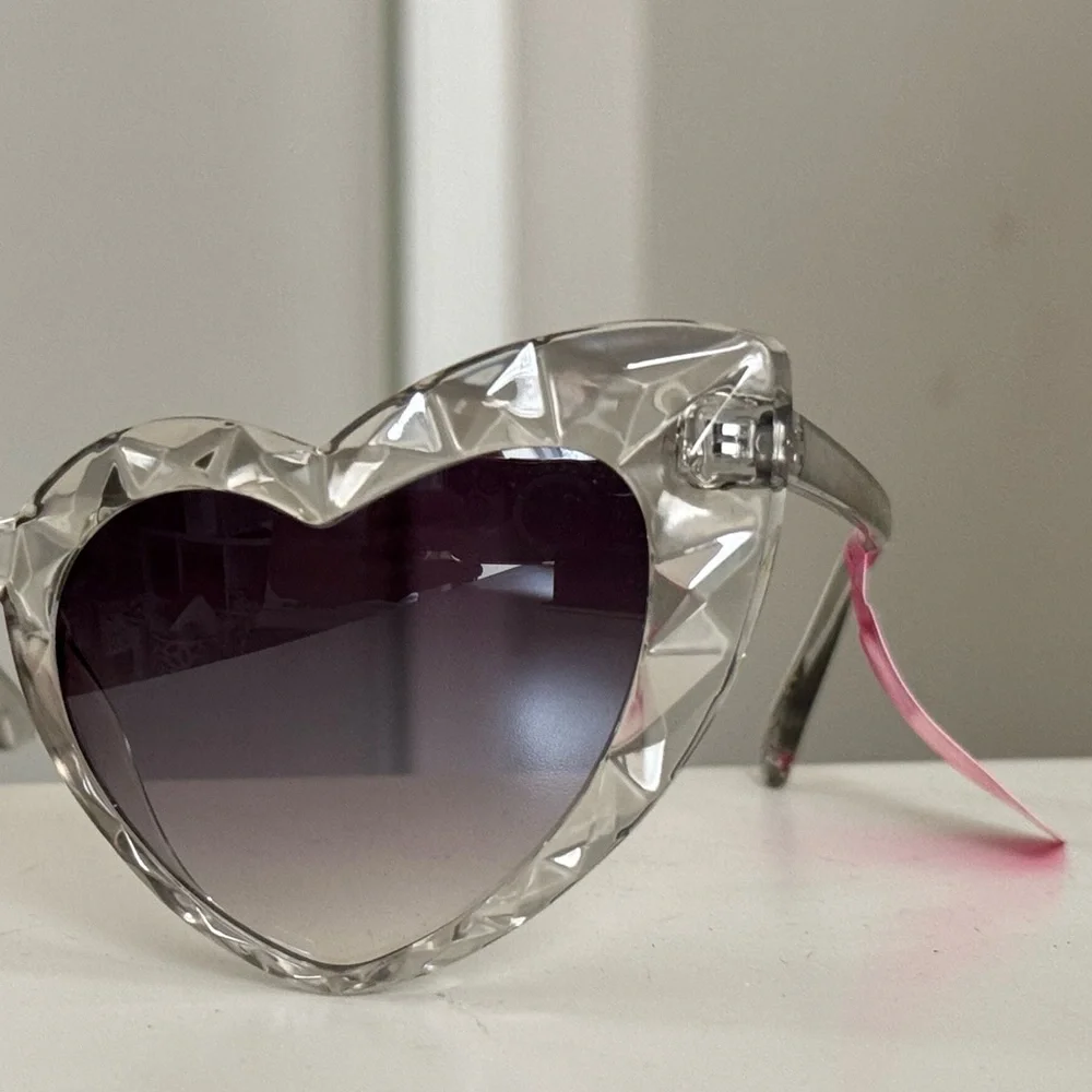 2pk Betsey Johnson Queen of Hearts Sunglasses - Picture 6 of 8